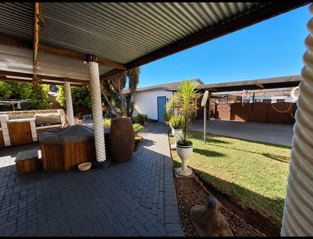 3 BEDROOM HOUSE FOR SALE IN VANDERBIJLPARK CW 3
